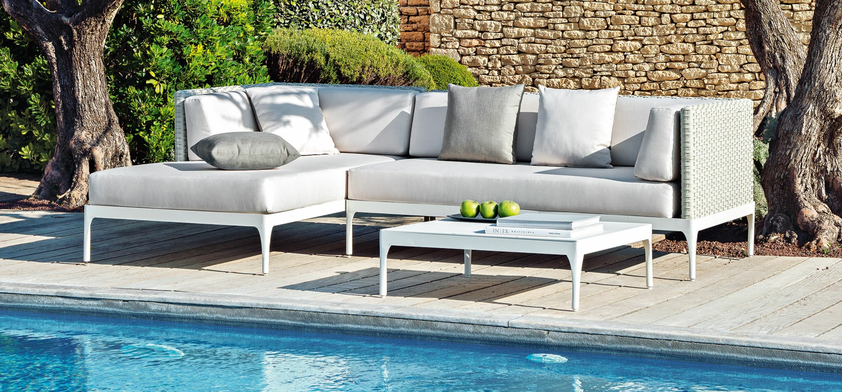 Luxus Poolmöbel für den Garten und Terrasse 